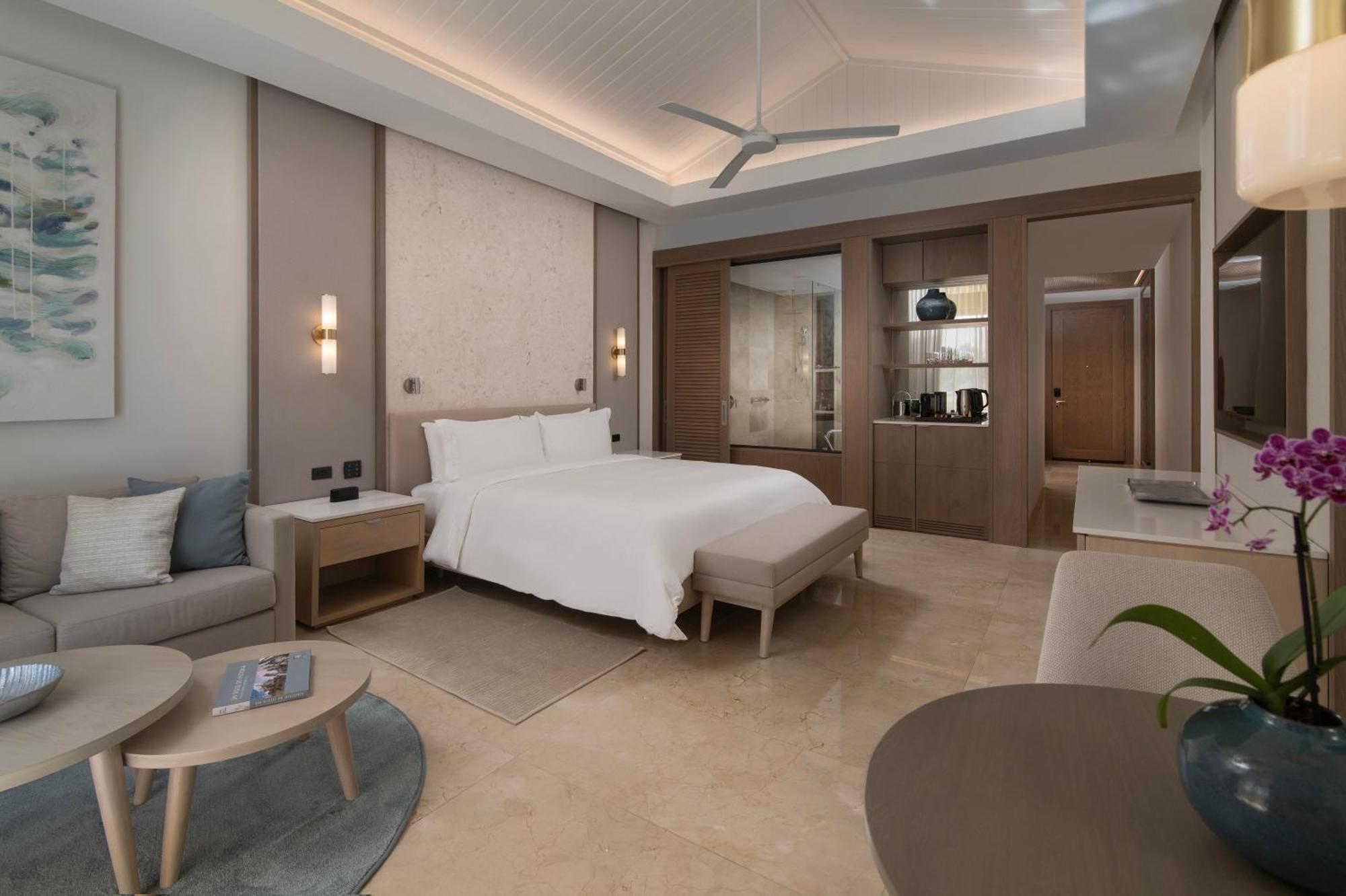 Premier Jr Suite Balcony