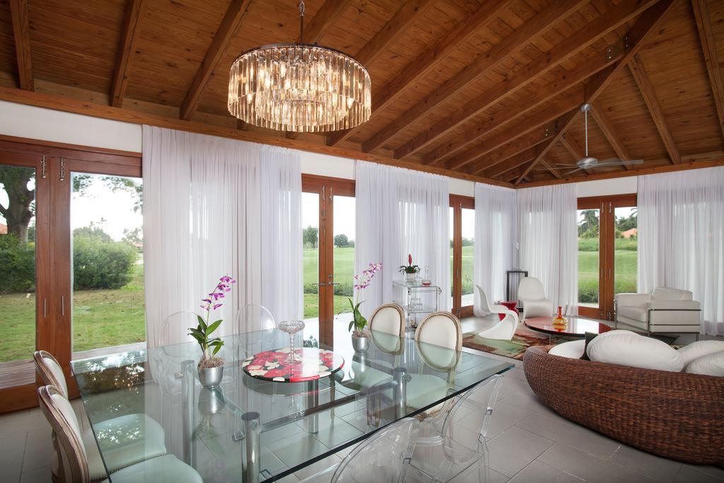 Classic Four-Bedroom Villa Golf Cart
